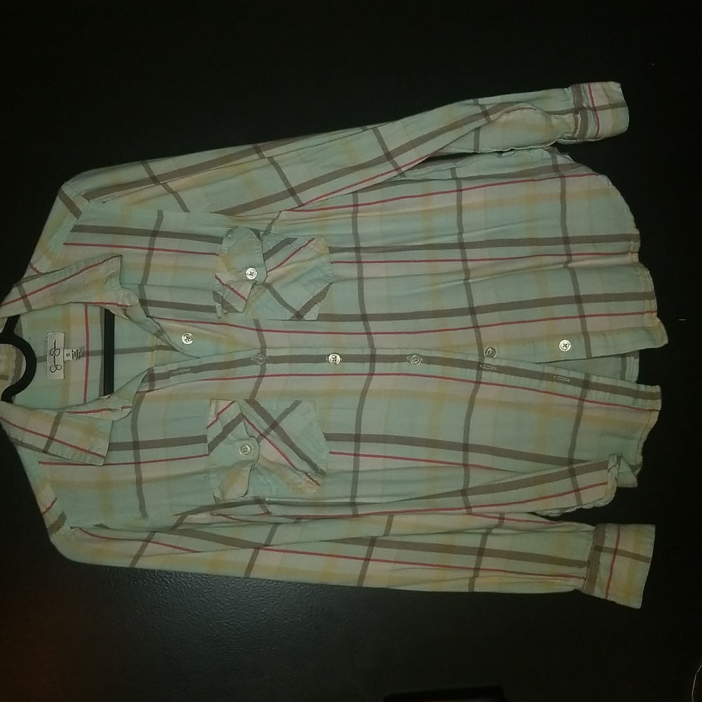 Women's long sleeve button up blouse